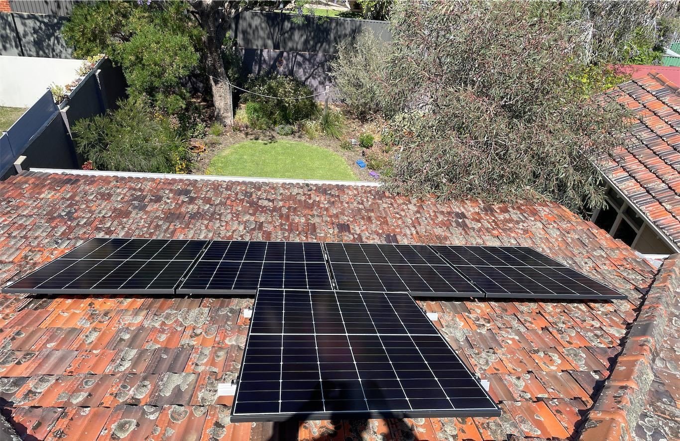 Solar panels installed on a Perth home roof by Veeka Power Group